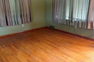 3913 Everlawn St, West Mifflin, PA 15122 - Photo 3