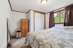 1810 Scenery Drive, Rostraver, PA 15012 - Photo 17