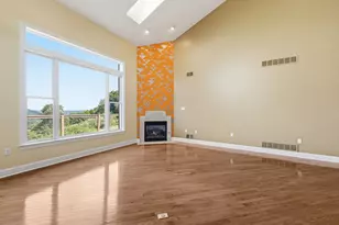 1571 Staunton Dr, Moon/Crescent Twp, PA 15108 - Photo 9