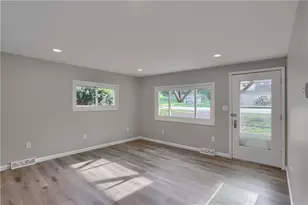 227 Country Club Rd, South Strabane, PA 15301 - Photo 13