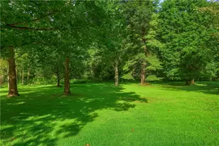 227 Country Club Rd, South Strabane, PA 15301 - Photo 31