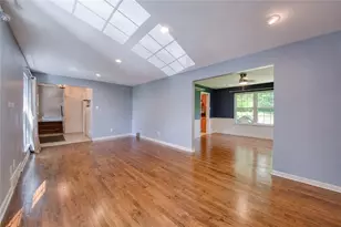 36 S Collinwood Dr, Pittsburgh, PA 15215 - Photo 15