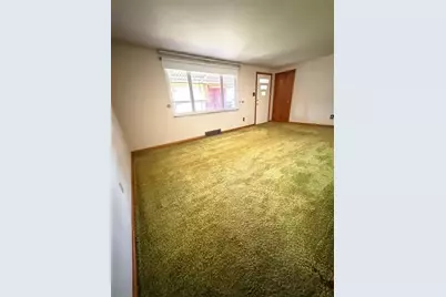 706 Lechner Ln, Pittsburgh, PA 15227 - Photo 7