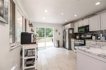 1933 Broadview Pl, Hopewell Township, PA 15001 - Photo 15