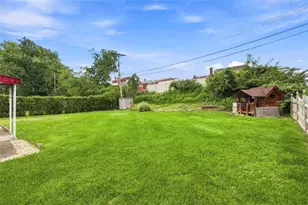 1729 Beryl Dr, Pittsburgh, PA 15227 - Photo 33