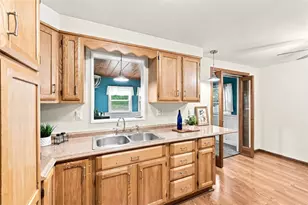 1729 Beryl Dr, Pittsburgh, PA 15227 - Photo 15