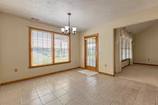 501 Kristi Dr, Hempfield Township, PA 15601 - Photo 11