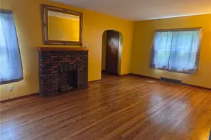 42 S Crescent Ave, Hermitage, PA 16148 - Photo 7