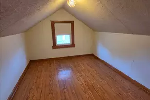 42 S Crescent Ave, Hermitage, PA 16148 - Photo 35