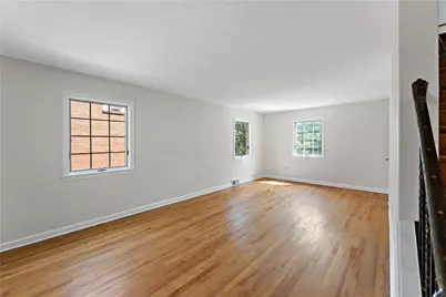 2027 Jacob St, Pittsburgh, PA 15226 - Photo 9