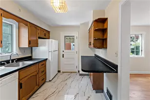2027 Jacob St, Pittsburgh, PA 15226 - Photo 5