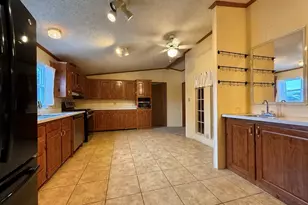 501 Harvard Cir, Freedom, PA 15042 - Photo 5