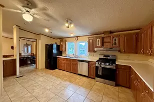 501 Harvard Cir, Freedom, PA 15042 - Photo 3