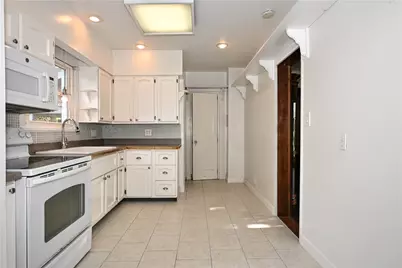 910 Elmwood St, Port Vue, PA 15133 - Photo 17