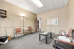 705 Broadway Ave, Stowe Township, PA 15136 - Photo 33