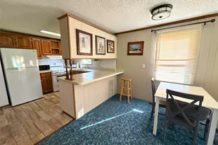 1565 Lee Ln, Grove City Boro, PA 16127 - Photo 3