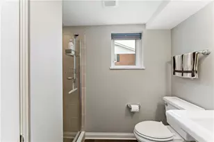 2640 Thorntree Dr, Pittsburgh, PA 15241 - Photo 31