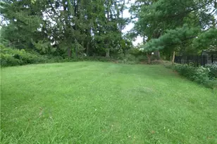1745 Bower Hill Rd, Scott Township, PA 15243 - Photo 21