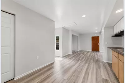1685 Perrysville Ave, Pittsburgh, PA 15212 - Photo 9