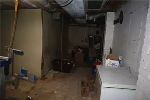 42 Pennsylvania Ave, California, PA 15419 - Photo 31