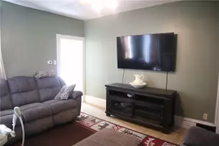 42 Pennsylvania Ave, California, PA 15419 - Photo 11