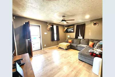 817 John St, Smith Township, PA 15054 - Photo 3