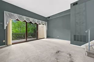 826 Carriage Cir, Pittsburgh, PA 15205 - Photo 17