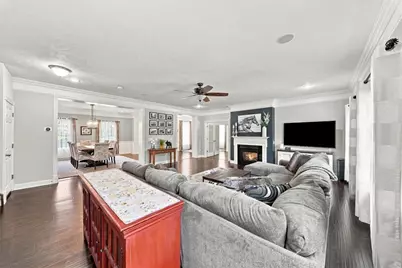 438 White Pine Ln, Economy, PA 15005 - Photo 11