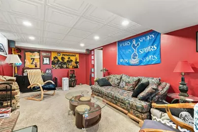 108 Hillside Dr, Zelienople, PA 16063 - Photo 27