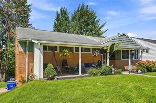 108 Hillside Dr, Zelienople, PA 16063 - Photo 3