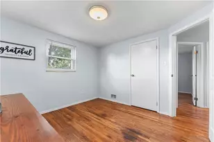 1296 Snee Dr, South Park, PA 15236 - Photo 21