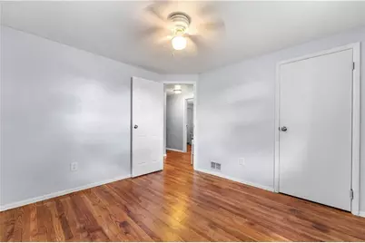 1296 Snee Dr, South Park, PA 15236 - Photo 15