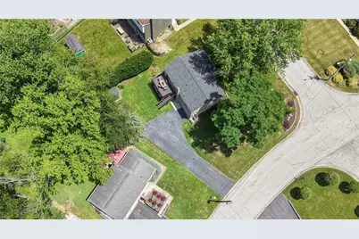 1296 Snee Dr, South Park, PA 15236 - Photo 37