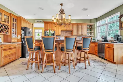313 Stettler Dr, Jefferson Hills, PA 15025 - Photo 9