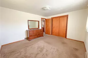 420 Hillview Dr, Upper Burrell, PA 15068 - Photo 11
