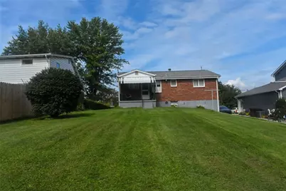 420 Hillview Dr, Upper Burrell, PA 15068 - Photo 15