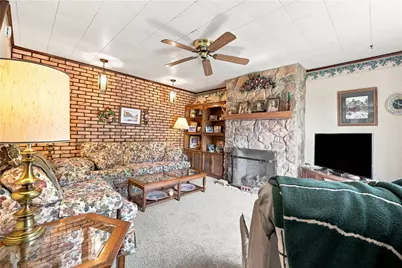 202 Lowell St, Vandergrift, PA 15690 - Photo 11