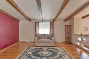 708 Regency Dr, Pittsburgh, PA 15239 - Photo 5