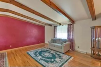 708 Regency Dr, Pittsburgh, PA 15239 - Photo 7