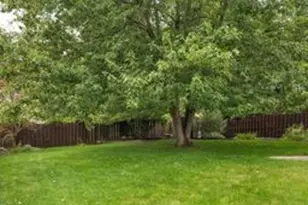 708 Regency Dr, Pittsburgh, PA 15239 - Photo 29