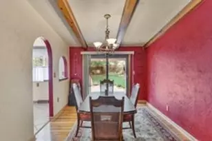 708 Regency Dr, Pittsburgh, PA 15239 - Photo 9
