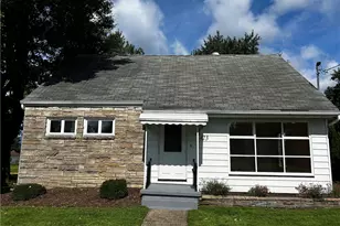 423 Flower Ave, Grove City Boro, PA 16127 - Photo 1