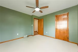 423 Flower Ave, Grove City Boro, PA 16127 - Photo 19