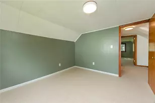 423 Flower Ave, Grove City Boro, PA 16127 - Photo 23