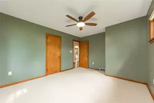 423 Flower Ave, Grove City Boro, PA 16127 - Photo 13
