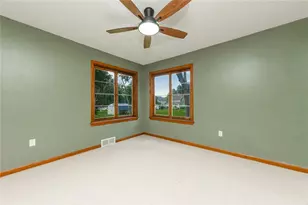423 Flower Ave, Grove City Boro, PA 16127 - Photo 17