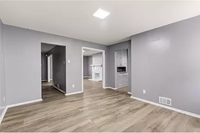 920 Freeland St, Pittsburgh, PA 15210 - Photo 9