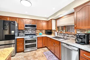 10809 Hunters Woods Ln, North Huntingdon, PA 15642 - Photo 13