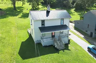 240 Roosevelt St, North Franklin Township, PA 15301 - Photo 5