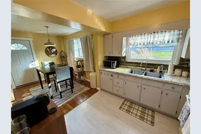 601 Stauffer Ave, Scottdale, PA 15683 - Photo 17